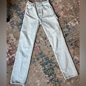 Abercrombie Ultra High Rise 90s Straight Jean